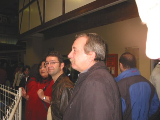 2i101-0194_img.jpg
