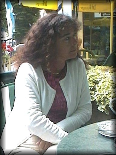 Aut52312.jpg