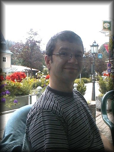 Aut52313.jpg