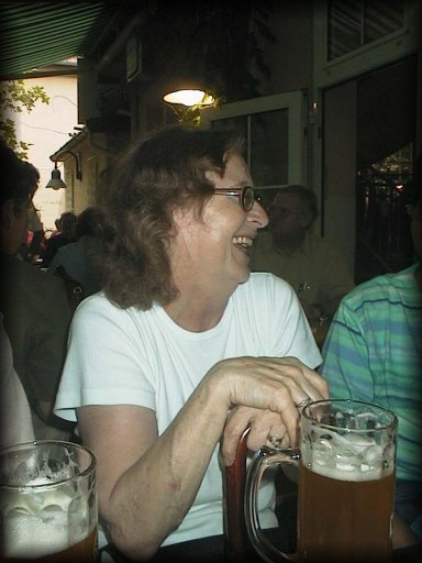 Aut52423.jpg