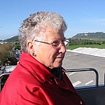 Aut52124a.jpg