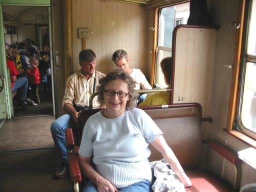 s102-0246_img.jpg